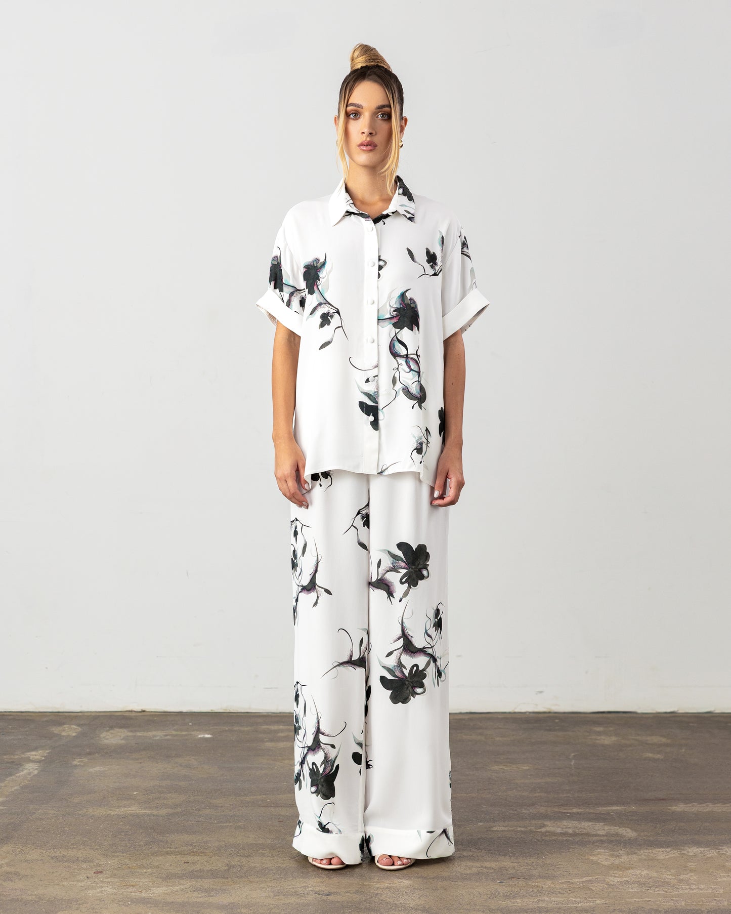 Livia Shirt Black Floral Pre-Order