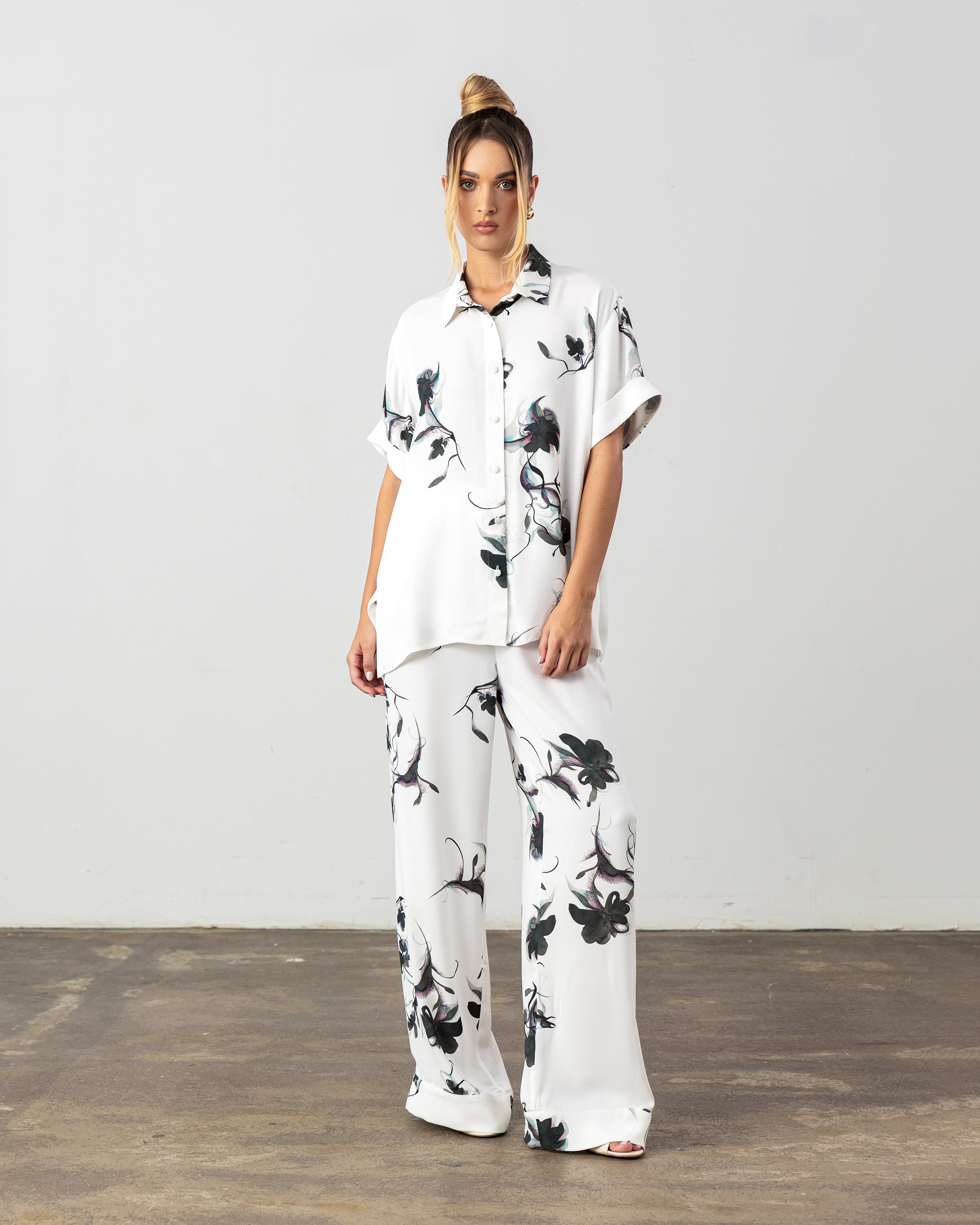 Livia Pants Black Floral – MAGNOLIA GHOST