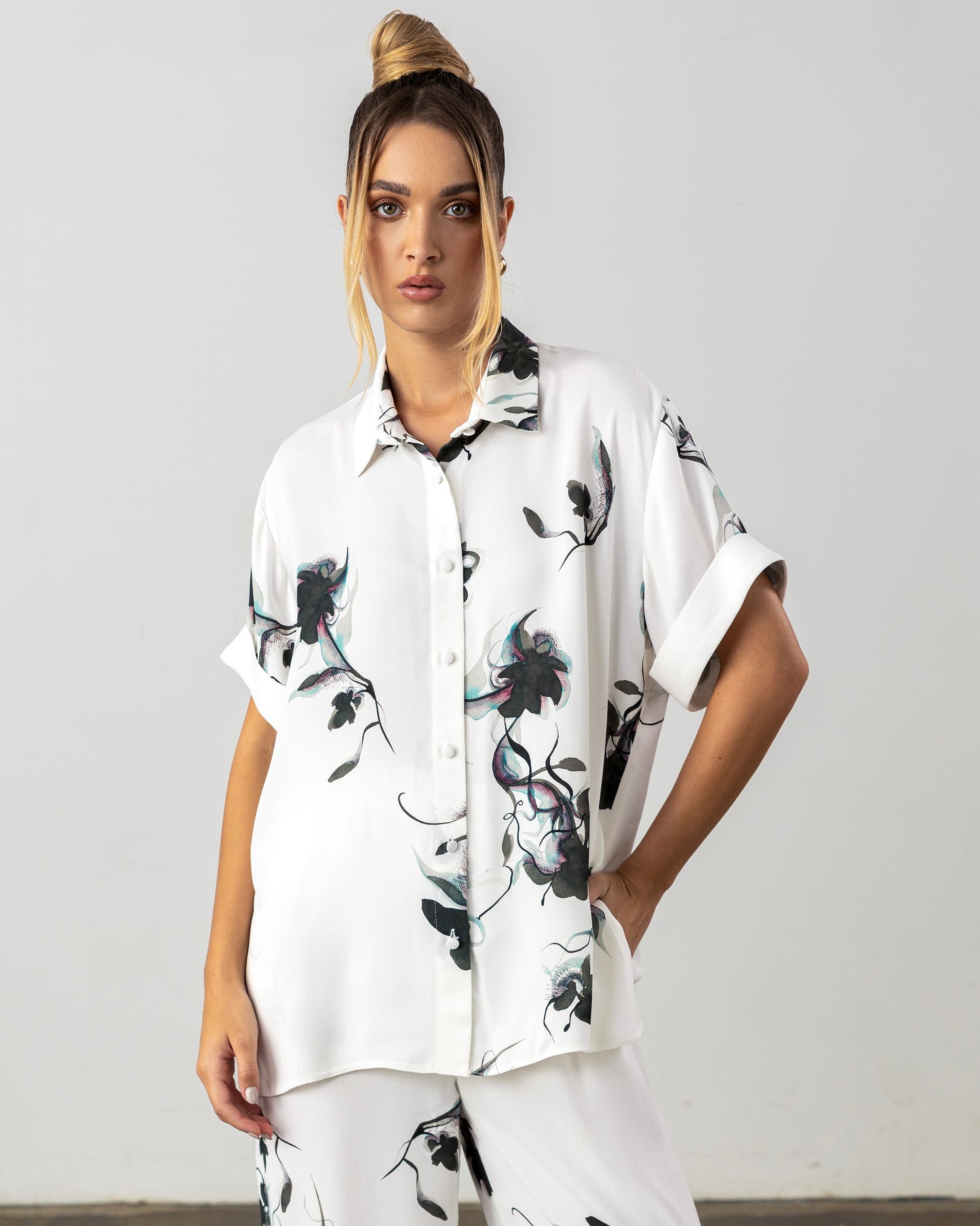 Livia Shirt Black Floral Pre-Order